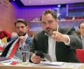 Bild: Wolfgang Steinbacher
Zum zweiten Mal in Folge haben die Parteimitglieder Daniel Föst (rechts) zum Landesvorsitzenden der FDP gewählt. Neben ihm im Amberger ACC sitzt der ehemalige FDP-Generalsekretär Norbert Hofmann.