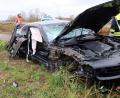 Bild: jma
Total zerstört kommt das Auto auf dem Geh- und Radweg zum Stehen.