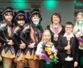 Bild: ohr
Die Prinzengarde der FG Stulln begleitet die Regenten der Saison 2019/2020 Kinderprinzenpaar Anna I. und Alexander I. sowie das Prinzenpaar Katrin III. und Christian III (Mitte von links) mit Präsidentin Marion Raab (dahinter) bei ihren Auftritten in der fünften Jahreszeit.