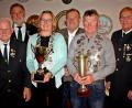 Bild: R. Kreuzer
Die neuen Könige feiern (von links) Ehrenmitglied Winfried Förster, Karl Schmid, Doris Zetzl, Richard Förster, Gottfried Förster und Schützenmeister Franz Fuhrmann.
