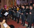 Bild: jr
Der Chor „Grazie a Dio“ unter der Leitung von Michaela Burger (links) stellte in der Leonberger Pfarrkirche zum wiederholten Mal sein Können und seine Vielfältigkeit unter Beweis. Begleitet wurde der Chor am E-Piano von Christoph Habel.
