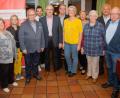 Bild: hwk
Für die Kinderkrebshilfe Nordoberpfalz engagieren sich (von links) Jutta Harbig, Georg Heigl, Helene Rolle, Waltraud Wagner, Andreas Steinl, Enrico Gradl, Hartmut Ordnung, Gunda Hagn, Petra Troppmann, Martha Binner und Karl Bärnklau.