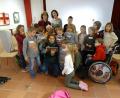 Bild: Stadt Tirschenreuth
Cirta Rosbach (mit Laptop) zeigte den Kindern, wie ein Trickfilm entsteht. Mit dabei waren auch Erika Rahm und Doris Schön (hinten, von links).