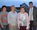 Bild: rgr
Elisabeth Stopfer (Zweite von rechts) feiert 80. Geburtstag. Dazu gratulieren Bürgermeister Edgar Knobloch sowie Monika Wessels und Tochter Jutta (von links) .