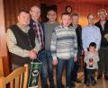 Bild: bsc
Zu den Erfolgen und guten Platzierungen bei den beiden Lokalschauen des Kleintierzuchtvereins Krummennaab, gratulierten Bürgermeister Uli Roth (Dritter von rechts) und Altbürgermeister Franz Stangl (Mitte), den erfolgreichen Züchtern des Vereins (von links) Günther Brandl, Wolfgang Schön, Klaus Grünbauer, Martin Gruber, Roland Baierl, Wolfgang Brunhofer und Karl Kastner.