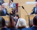 Bild: Peter Kneffel/dpa
Hubert Aiwanger (Freie Wähler), stellvertretender Ministerpräsident und Staatsminister für Wirtschaft, Landentwicklung und Energie, während seiner Regierungserklärung.