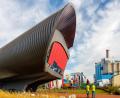Bild: Hösamer
Der Zweckverband Müllverwertung Schwandorf (ZMS) plant für kommendes Jahr mit einem Durchsatz vom rund 435000 Tonnen im Müllkraftwerk (im Hintergrund).