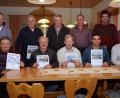 Bild: bkr
Die Züchter und die Preisträger der beiden Vereine: (vorne von links) Siegfried Bayerl, Hans Kreuzer, Richard Prechtl, Alberto Cotayo, Adrian Kolb, (hinten von links) Alfred Kreuzer, Erwin Scherm, Hans Braun, Gerhard Brunner, Bernhard Pocker und Norbert Prechtl.