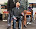 Bild: gru
Edelbert Breu (vorne) feierte 85. Geburtstag. Zu den Gratulanten zählten auch die beiden noch spielenden Gründungsmitglieder des evangelischen Posaunenchores, Günther Pilhofer (links) und Georg Dehling (rechts).