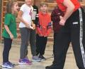 Bild: exb
Rainer Frank aus Bayreuth vermittelte den Kinder, dass sie sich selbstbewusst geben sollen, wenn es um Selbstschutz geht.