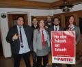 Bild: soj
Bei der Aufstellungsversammlung im Gasthof Bergblick (von links): Landesvorsitzender Max Hartl, Daniel Böhm, Barbara Kellner, Andreas Fachtan, Marco Kellner, Elisa Fuchs.