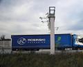 Bild: Drahoslav Ramik/dpa
In Tschechien gibt es ein neues Lkw-Mautsystem. An den Grenzübergängen kann es zu Staus kommen.
