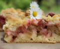 Bild: Matthias Würfl
Die Streusel für den Rhabarberkuchen sollen schön knusprig sein.