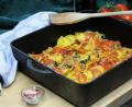 Bild: Matthias Würfl
Tomaten und Basilikum bringen bei diesem Kartoffelgratin Farbe ins Spiel.