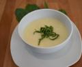 Bild: Schiffer
Ein Hauch geriebene Muskatnuss verfeinert die Spargelsuppe.