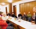 Bild: Josef Wieder
Das ist ein Teil der Diskussionsrunde mit Projektleiter Markus Rösch und Renate Jahreis (von rechts), die für die Dorfgemeinschaft Neunkirchen zum "Analyse-Gespräch" eingeladen hat.