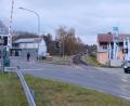 Bild: do
Eine Fahrbahn- und Gleissanierung und den Einbau modernster Technik plant das Staatliche Bauamt in Absprache mit den US-Streitkräften am Bahnübergang in der Neuen Amberger Straße.
