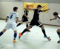 Bild: gb
Am Samstag werden in Tirschenreuth zwei Vorrundengruppen der Futsal-Kreismeisterschaft ausgetragen. Das Bild zeigt eine Szene aus der Partie TSV Waldershof gegen SG Fuchsmühl (weiße Trikots) im Vorjahr.