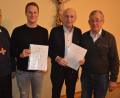 Bild: jr
Langjährige Mitglieder zeichnete die Kolpingfamilie Mitterteich aus. Im Bild (von links) Stadtpfarrer Anton Witt, Bernhard Sommer, Stefan Zeitler und Vorsitzender Erhard Sommer.