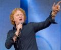 Bild: Axel Heimken/dpa
Michael «Mick» Hucknall, Sänger und Gründer der britischen Band Simply Red.