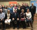 Bild: eig
Ein Teil der Kreistagskandidaten der ÖDP; vorn die fünf Erstplazierten: Angela Mayer, Barbara Kindl, Christian Wallmeyer, Susanne Meißner, Karlheinz Binner (von rechts).