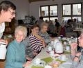 Bild: rgr
Die evangelische Gemeinde Grafenwöhr feiert mit den Senioren Advent.