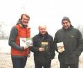 Bild: es
Bei der Vorstellung der DVD-Version über das Kainzbachtal hatten Florian Lang, Projektmanagemen "Marktplatz der biologischen Vielfalt", Thomas Stock und Bürgermeister Max Völkl (von links) gut lachen.