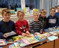 Bild: exb
Viel geboten war bei einem Bücherflohmarkt an der Grundschule Konnersreuth.