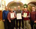 Bild: exb
Bei der Weihnachtsfeier des Männergesangvereins wurden auch langjährige und verdiente Mitglieder geehrt (von links): Schriftführer Sigmund Schütz, Dirigent Siegfried Kumeth, Günter Bauer (40 Jahre aktives Singen), Zweiter Vorsitzender Herbert Ulrich, Norbert Danhof (20 Jahre Kassier) Vorsitzender Werner Schwägerl, Heinrich Dolezik (25 Jahre aktives Singen) und Stefan Werner, Vorsitzender der Sängergruppe Wiesau.