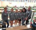 Bild: gsr
Unser Bild zeigt von links: Trainerin Roswitha Roth, Emily Sischka, Emilia Schönfelder, Saskia Sacher, Trainerin Christina Stock-Schönfelder und Betreuer Gerald Sacher.