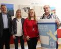 Bild: cs
Die geplante Eröffnung eines „Repair-Cafés“ in Auerbach führte Linda Trager (zweite von links) als Projektleiterin vom Zentrum für erneuerbare Energien und Nachhaltigkeit (ZEN) in Ensdorf sowie den Vorsitzenden der Schnupperwerkstatt Auerbach, Siegfried Neukam (rechts) und seine Stellvertreterin Helga Wittmann-Trenz (zweite von rechts) ins Auerbacher Rathaus. Mit dem Vorhaben rannten sie bei Bürgermeister Joachim Neuss offene Türen ein.