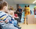 Bild: Gabi Schönberger
ws1412-Maus in der Kinderklinik Bild: Gabi Schönberger