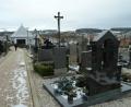 Bild: Portner
Seit 1979 ist der Friedhof in städtischer Hand. Die Sanierung von Wegen und Leichenhaus floss in die Kalkulation der Gebühren ein. Kostendeckend kann die Einrichtung jedoch nicht betrieben werden.