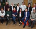 Bild: dob
Vereine aus Leuchtenberg, Tännesberg und Waldthurn erhalten Spenden der Sparkasse. Die Vorstände Josef Pflaum (links) und Gerhard Hösl (vorne, Zweiter von rechts) sowie Bürgermeister und stellvertretender Aufsichtsratsvorsitzender Andreas Wutzlhofer (sitzend, rechts) verteilen die finanziellen Gaben.