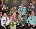 Bild: fjo
Der Schützenverein "Enzian" Frankenreuth hat mit (sitzend, von links) Elias Kleber, Vanessa Nossek, Karlheinz Hagner und Paul Zetzlmann vier neue Könige.