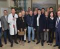 Bild: dob
In diesem Jahr luden die Klinikbelegärzte Dr. Sinisa Markovic (Vierter von links), Dr. Heinrich Gref (vorne, Siebter von links) und Werner Duschner (Sechster von links) ihren ganzen Frust bei der CSU-Delegation beim Weihnachtsbesuch ab.