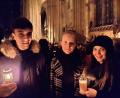 Bild: hai
Timo Busch, Christina Hößl und Annalena Schmidt (von links) haben das Friedenslicht in Regensburg abgeholt.