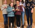 Bild: exb
Pokale gab es für die trainingsfleißigsten Sportlerinnen.