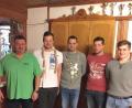 Bild: fjo
Vorsitzender Gerald Brenner bleibt Vereinsmeister beim Spickerverein "Silberpfeil". Er gratuliert Maximilian Mack, Manuel Hilpert, Florian Mack und Maximilian Fuchs (von links) zu ihren Titeln.