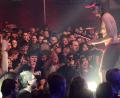 Bild: Kunz
"AC/DX" bei ihrem Auftritt beim "Clones of Rock"-Festival in der ausverkauften Mehrzweckhalle.
