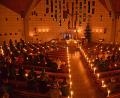 Bild: ü
Vorabendgottesdienst im Kerzenschein in der Pfarrkirche Mariä Himmelfahrt.