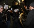 Bild: aun
Eine Bläsergruppe sorgte für die passende Musik bei der Waldweihnacht Utzenhofen.