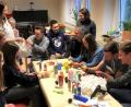 Bild: cro
JU-Vorsitzender Pius Stahl mit seinem Team bei der Kinderbetreuung an Heiligabend.