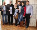 Bild: is
Den Kalender von CSU, Frauen-Union und Junger Union für das Jahr 2020 präsentieren (von links) Josef Fütterer, Bürgermeisterkandidat Max Schwärzer, Cornelia Träger, Andreas Eckert, Susanne Reithmayer und CSU-Ortsvorsitzender Andreas Reindl.