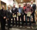 Bild: Maul, Ulrike
Ehrungen zum Jahreswechsel (von links): Militärpfarrer Gunther Nagel, stellvertretender Landesvorsitzender Werner Gebhard, Rudolf Heger (50 Jahre Mitgliedschaft), Manfred Baumgärtner (55 Jahre), Dieter Fischer (50 Jahre), Gottfried Hoppe (40 Jahre) und Vorsitzender Andreas Schulz.