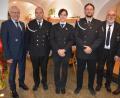 Bild: jr
Verdiente Mitglieder ehrte die Soldaten- und Reservistenkameradschaft Konnersreuth bei der Jahresversammlung. Sie erhielten das Ehrenkreuz des Bayerischen Soldatenbundes. Im Bild (von links) Kreisvorsitzender Ferdinand Lienerth, Roland Rögner, er wurde auch Gesamtsieger der Vereinsmeisterschaften, Daniela Stark, Daniel Dirmeier, Vorsitzender Werner Hoschopf und Bürgermeister Max Bindl.