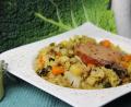 Bild: Matthias Würfl 
Ein Kassler schmeckt lecker im Wirsingeintopf. Vegetarier lassen Fleisch, Wurst und Speck einfach weg.