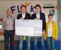 Bild: Klinikum/Fraunholz/exb
Große Freunde herrscht bei der Spendenübergabe (von links): Flika-Kassier Oskar Schmidt, Markus und Sebastian Wagner von der Hans Wagner GmbH sowie stellvertretende Flika-Vorsitzende Michaela Leitl.