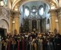 Bild: dob
In der Großgemeinde waren wieder viele Buben und Mädchen als Sternsinger unterwegs und wünschten den Menschen Frieden im neuen Jahr. Außerdem sammelten sie Spenden für die Sternsingeraktion. Bevor sie sich auf den Weg machten wurden sie von Kaplan Alexander Ertl (vorne, rechts) gesegnet.