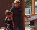 Bild: exb
Im Elterncafé der Barbaraschule ging es auch um Möglichkeiten, seine Freizeit besser als bisher zu gestalten - zum Beispiel mit Eishockey.